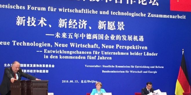 Wolfgang Frey auf dem Deutsch-Chinesischen Forum mit Angela Merkel und Li Keqiang