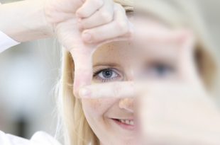 Augen lasern in Göttingen - Behandlung von Fehlsichtigkeiten durch die Augenklinik der UMG
